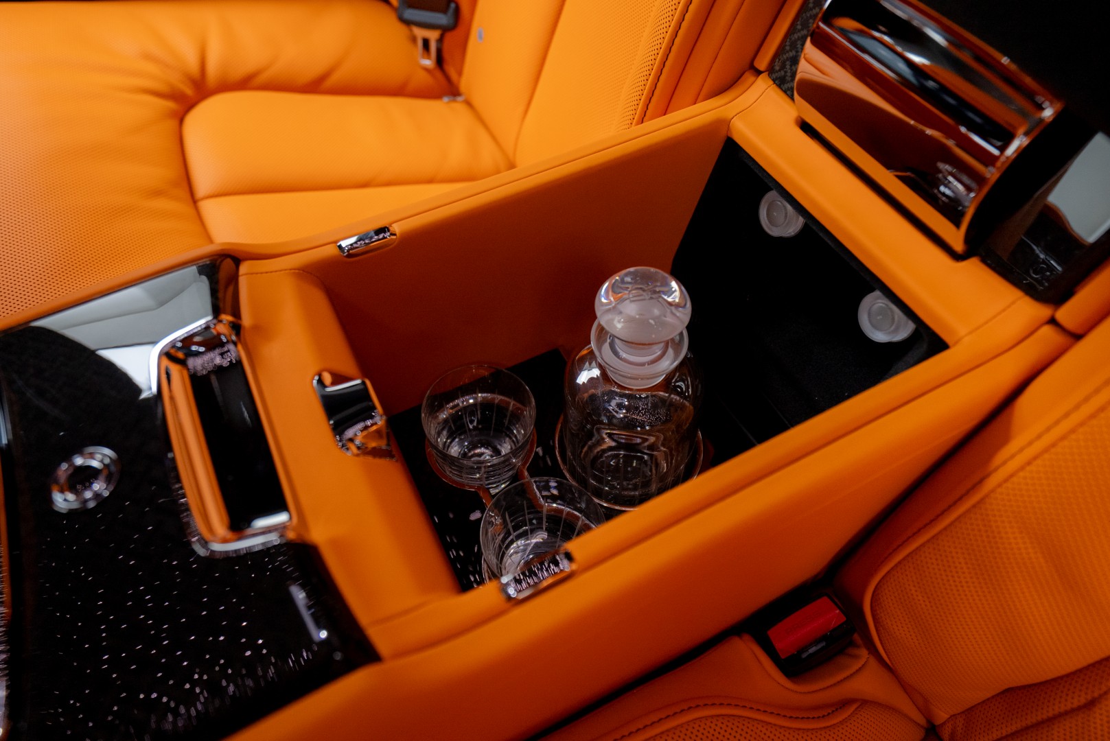 2025 ROLLS ROYCE CULLINAN |BLACK BADGE | FULL OPTION
